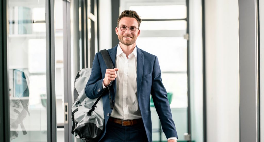 Fabian Koch Hobbysegler und Betriebsplaner / Leiter Digitalisierung und Automatisierung bei der IE Group