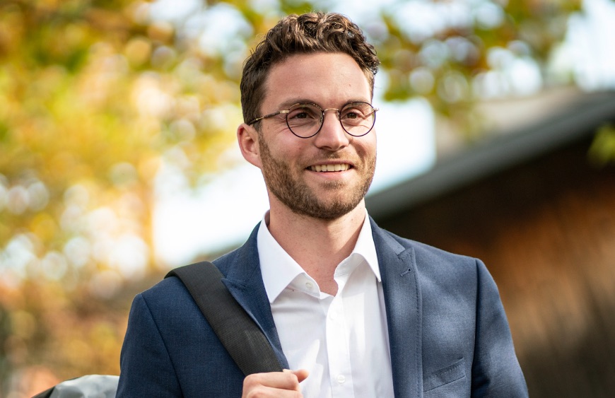 Fabian Koch Hobbysegler und Betriebsplaner / Leiter Digitalisierung und Automatisierung bei der IE Group